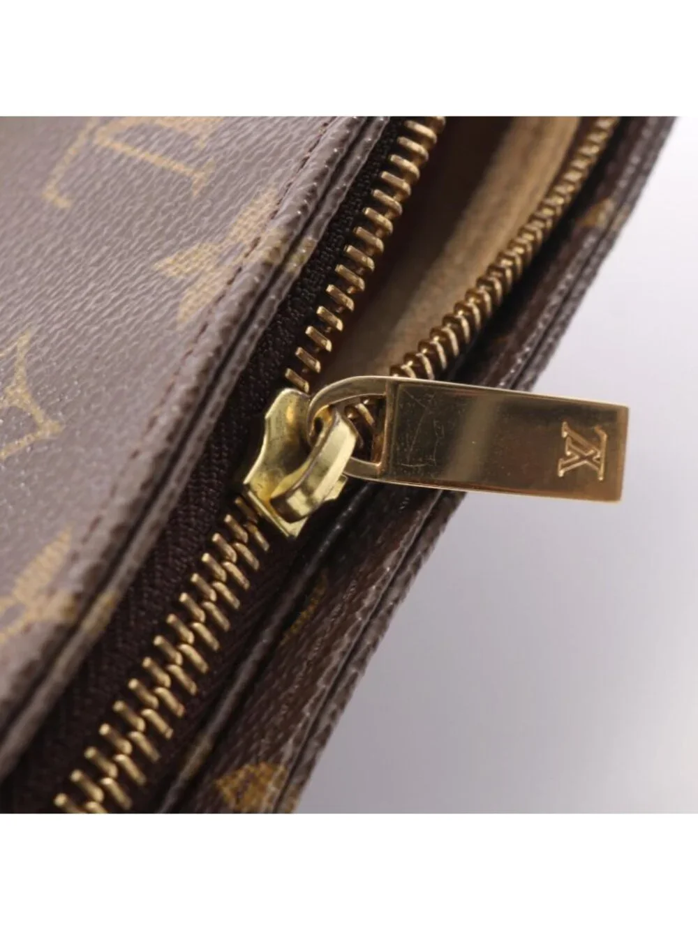 Louis Vuitton this authentic